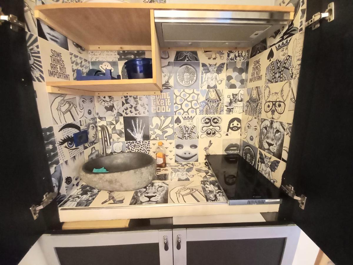 L'Ora Delle Streghe B&B Centralissimo Ливорно Экстерьер фото